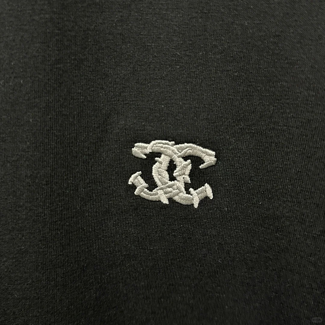 Bamboo letter embroidery T-shirt