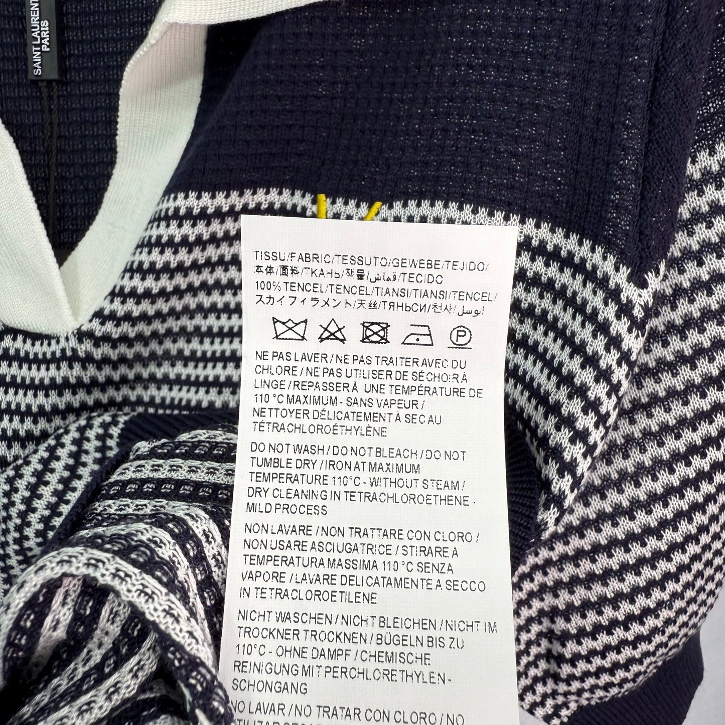 25 Wave striped lapel knit short sleeved shirt