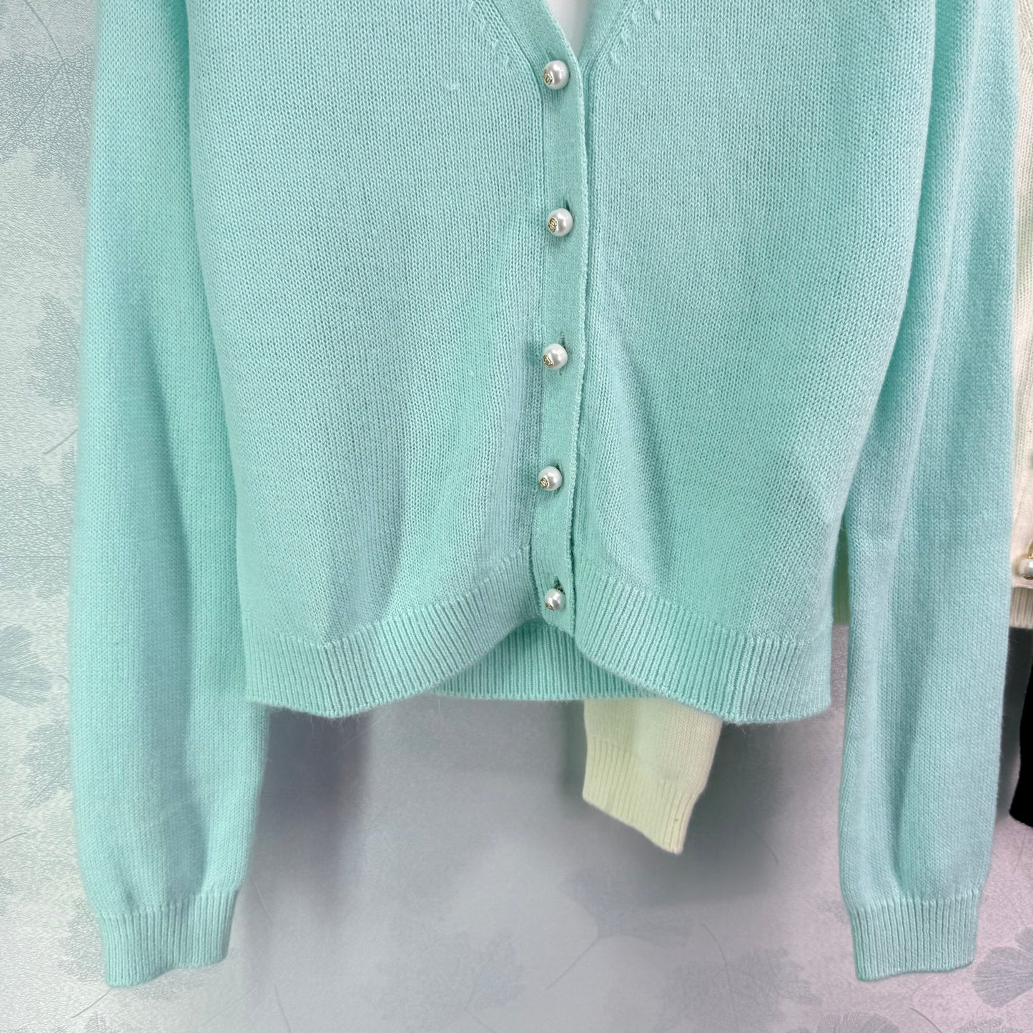 25 Cardigan