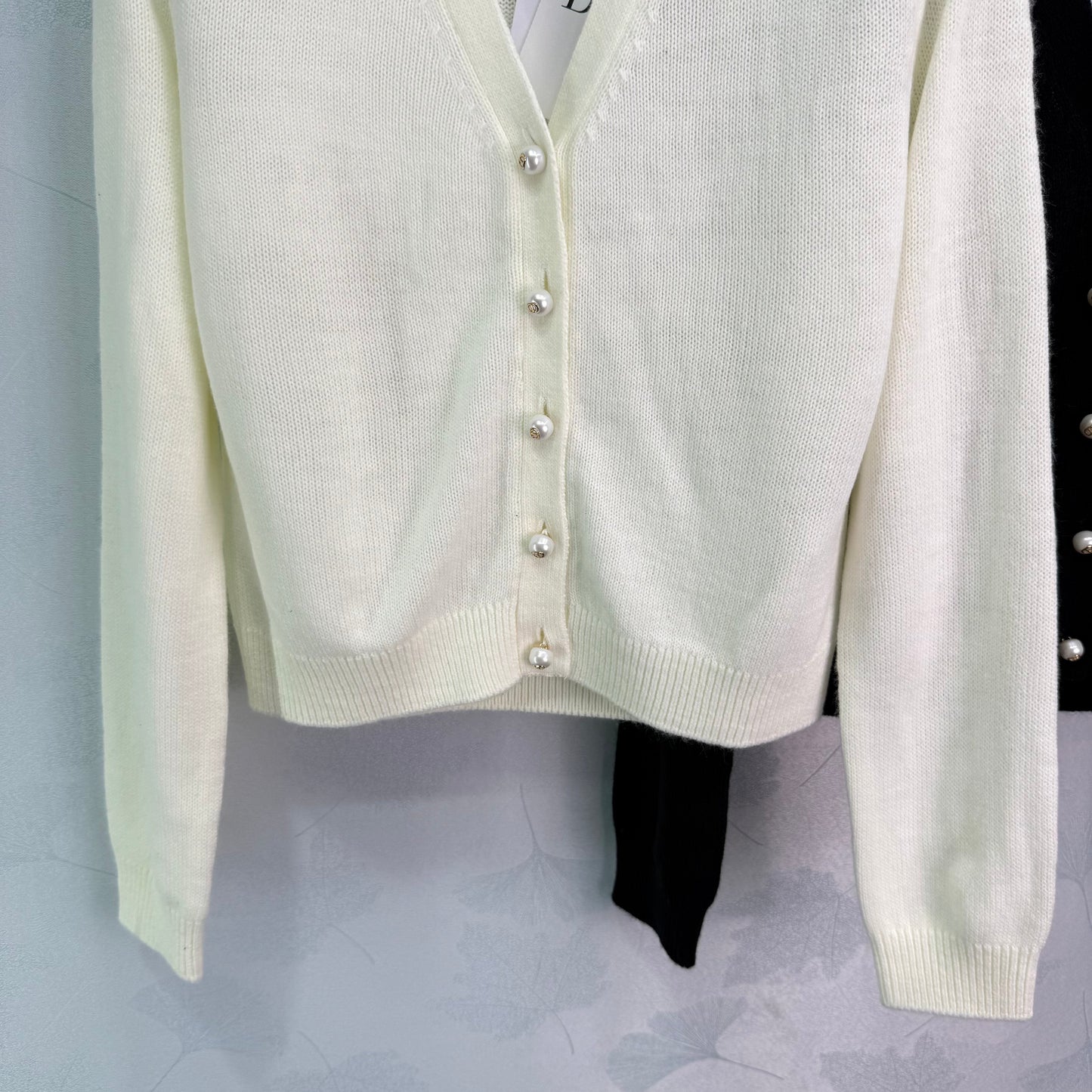 25 Cardigan