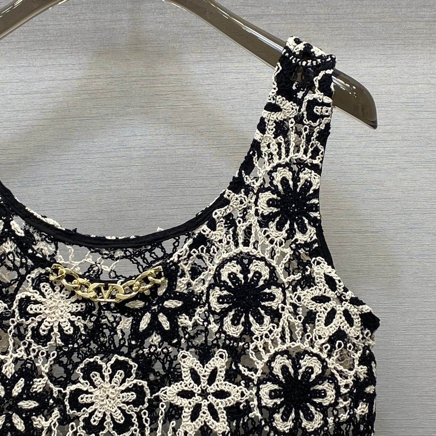 v 25 Embroidered Metal Button Embellished Design Vest Top Top Half Skirt Set