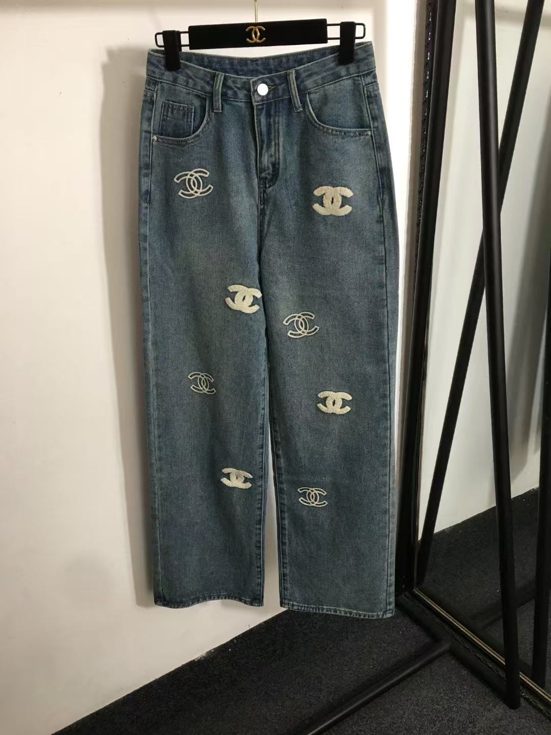 Towel embroidered logo denim trousers