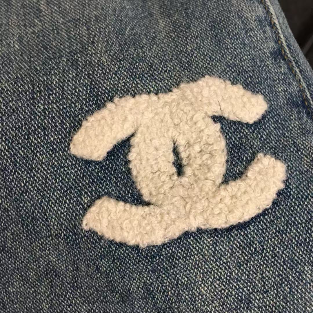 Towel embroidered logo denim trousers
