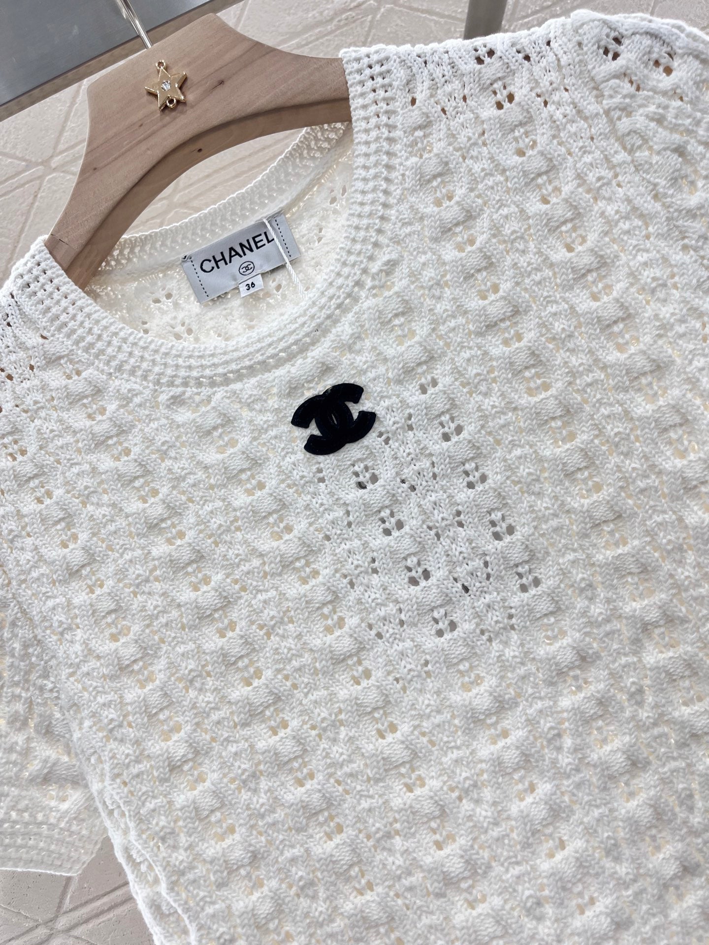 25 Hollow Woven Pattern Knit Top