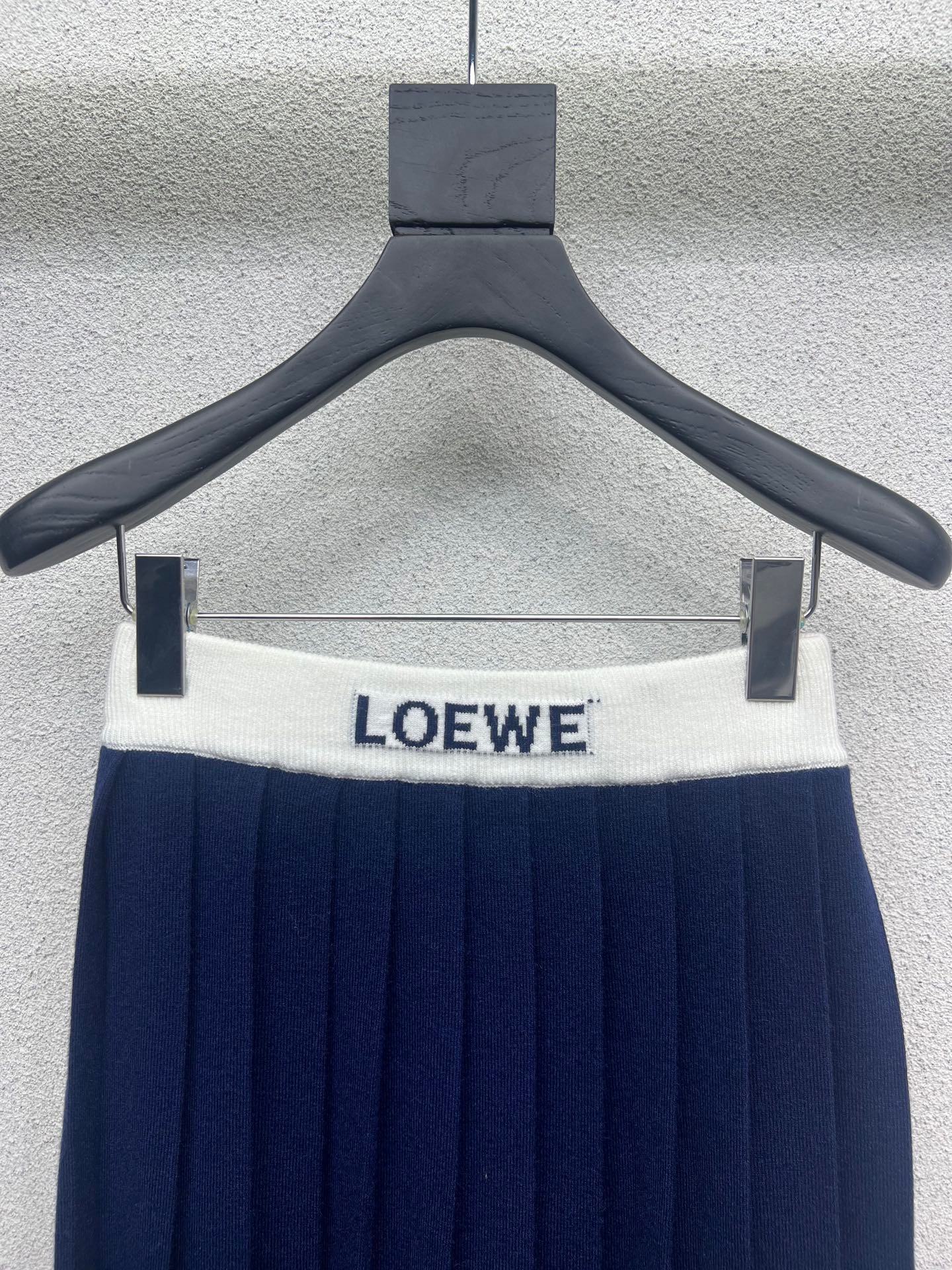25 Spring and Summer Latest Embroidered Logo Knitted Short Sleeve + Pleated Skirt Set