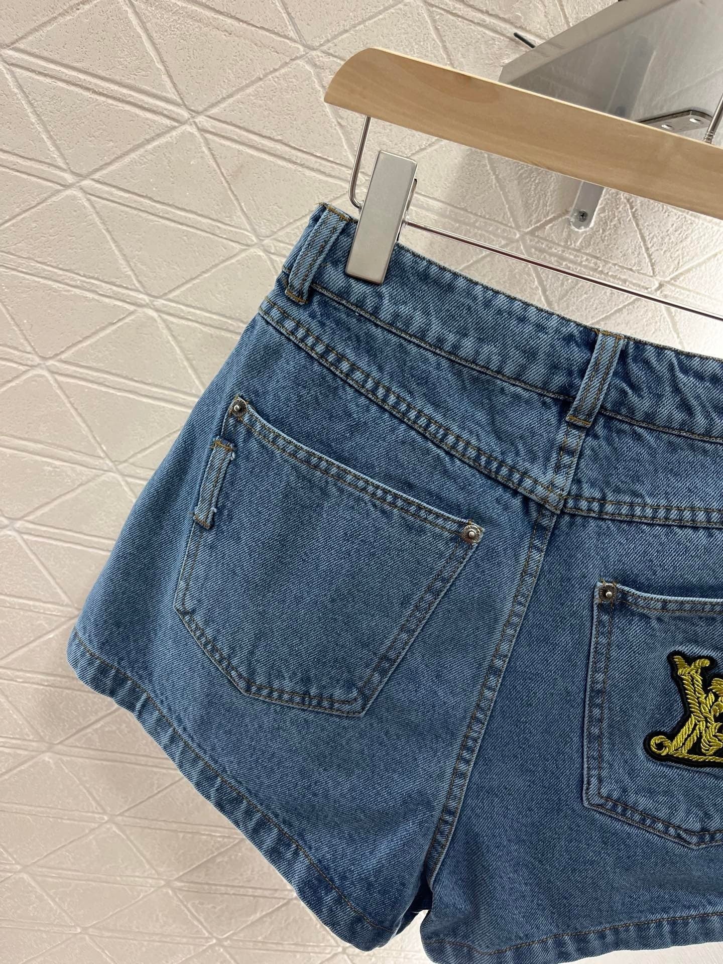 25ss Logo Embroidered Trendy Denim Shorts