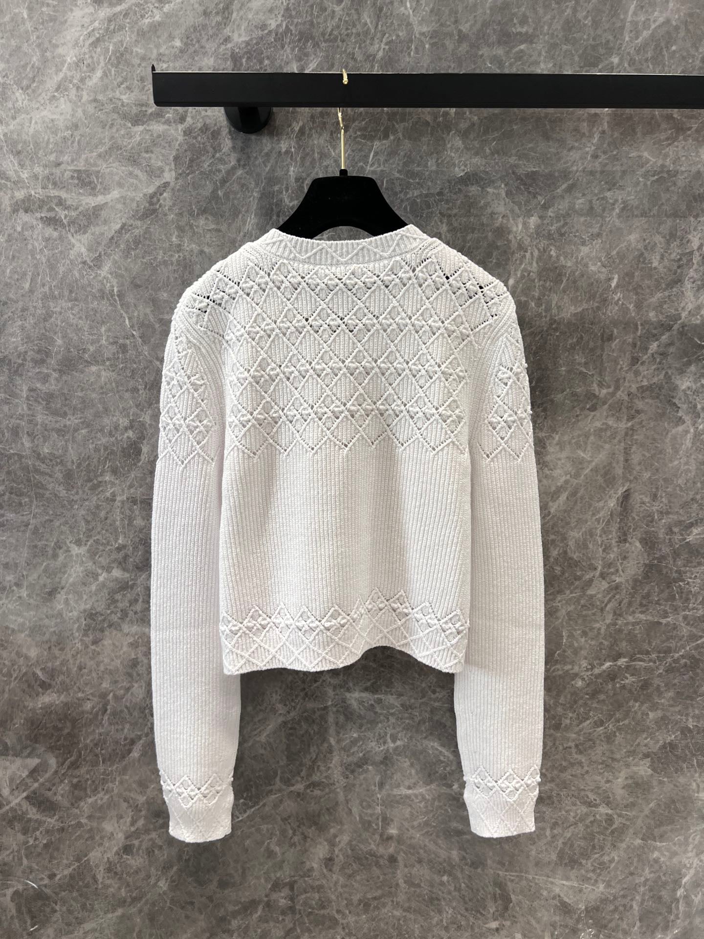 C 25 Early spring new diamond hollow crochet cardigan