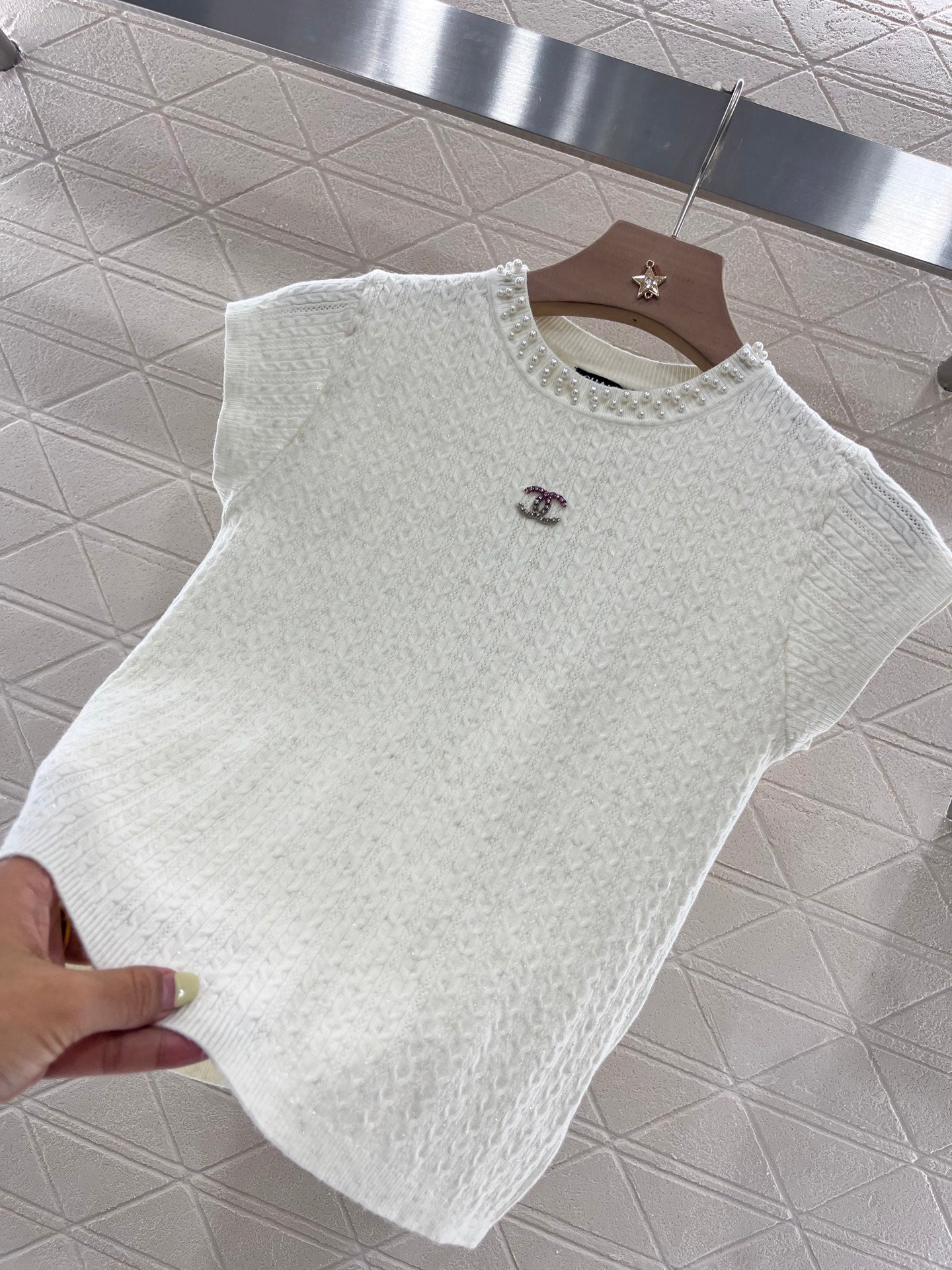 25 Pearl round neck knitted short sleeves