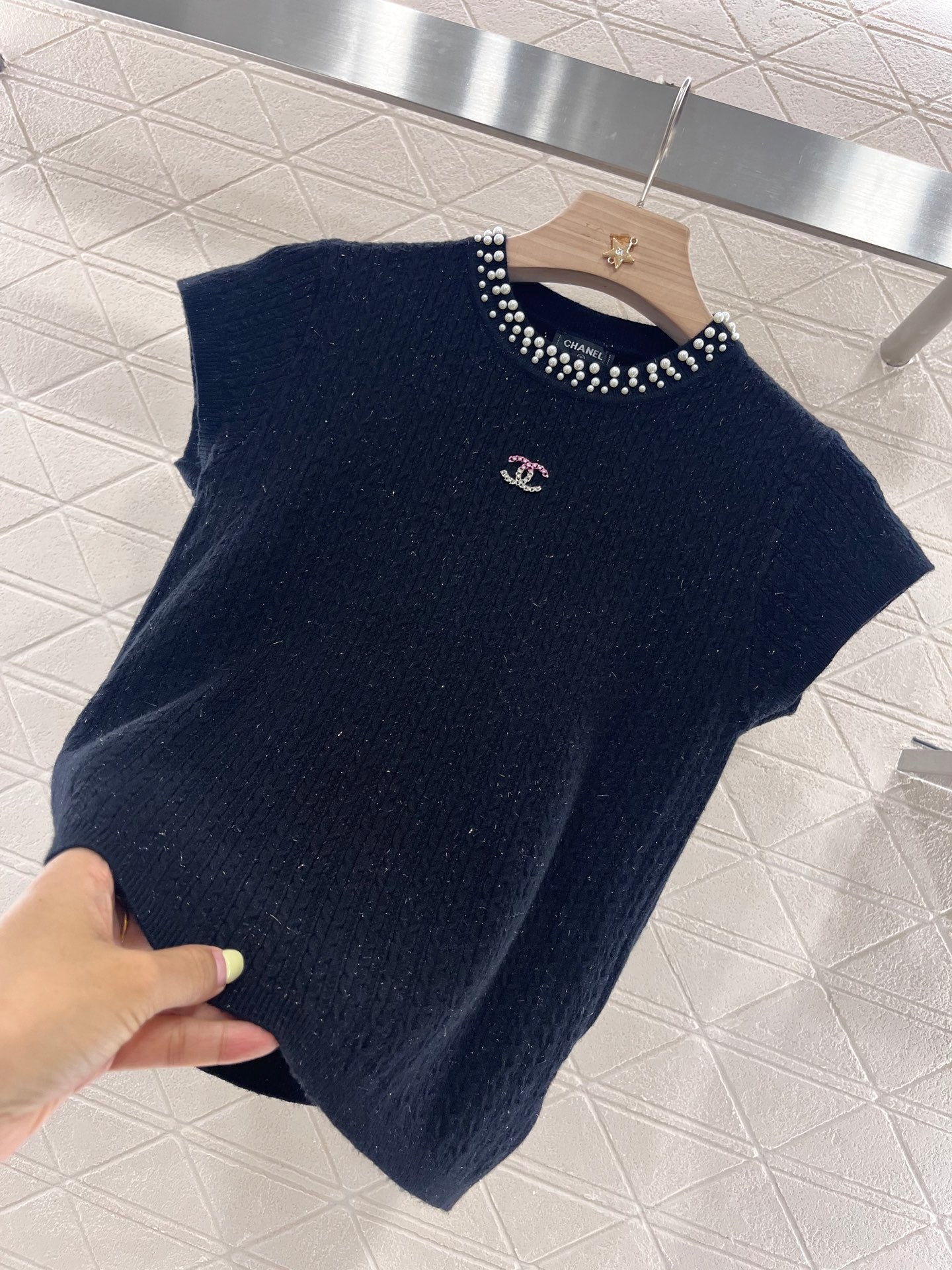 25 Pearl round neck knitted short sleeves