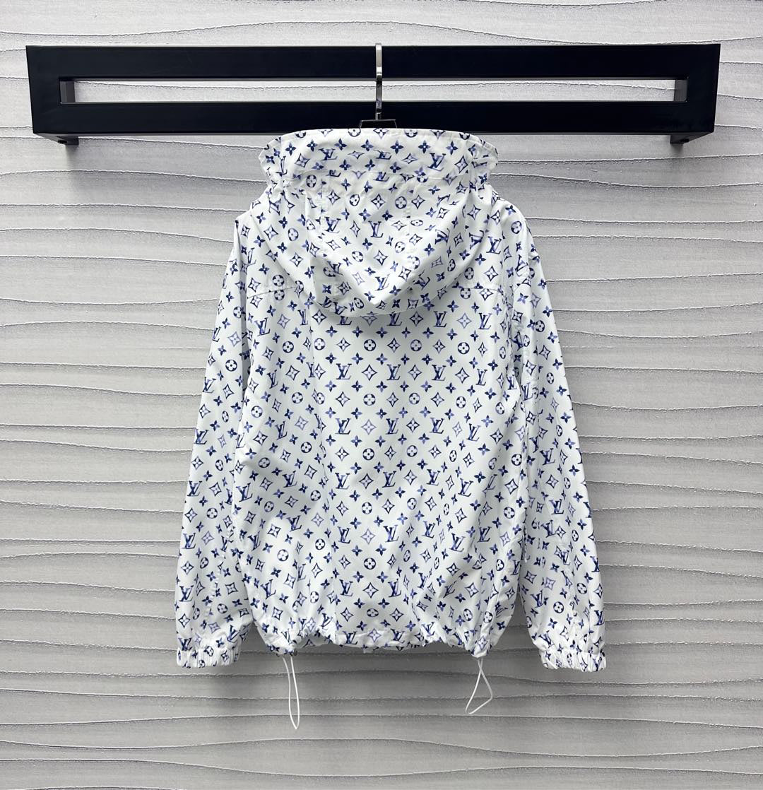 25 New Arrivals Hooded Printed Jacket