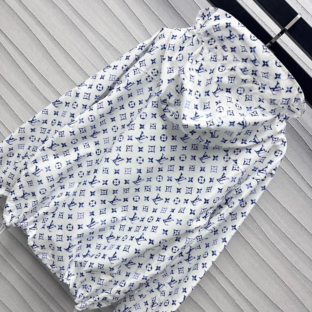 25 New Arrivals Hooded Printed Jacket