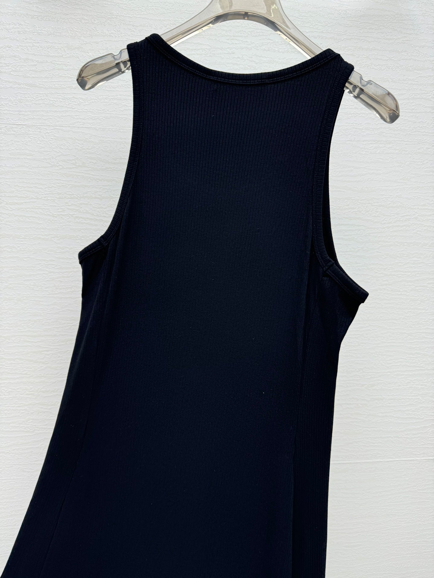 25 Spring and Summer New Micro Logo Embroidery Threaded Midi Dress