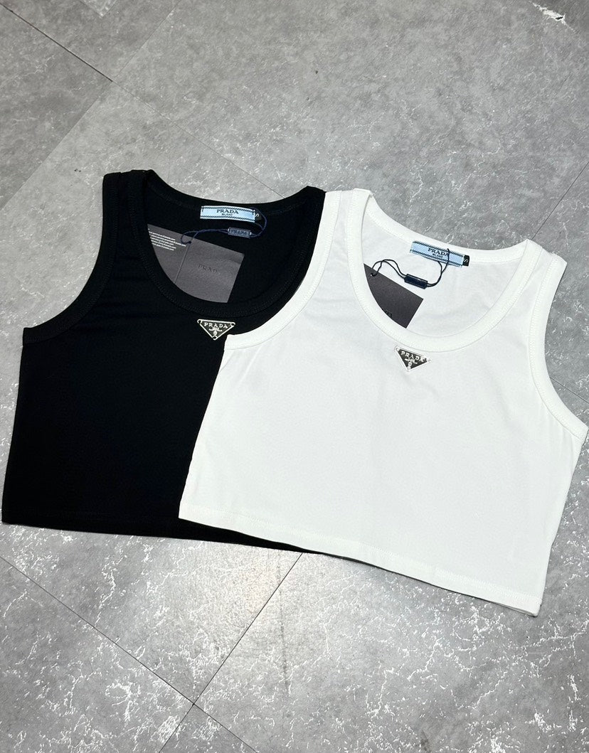 25 ss Triangular round neck versatile vest