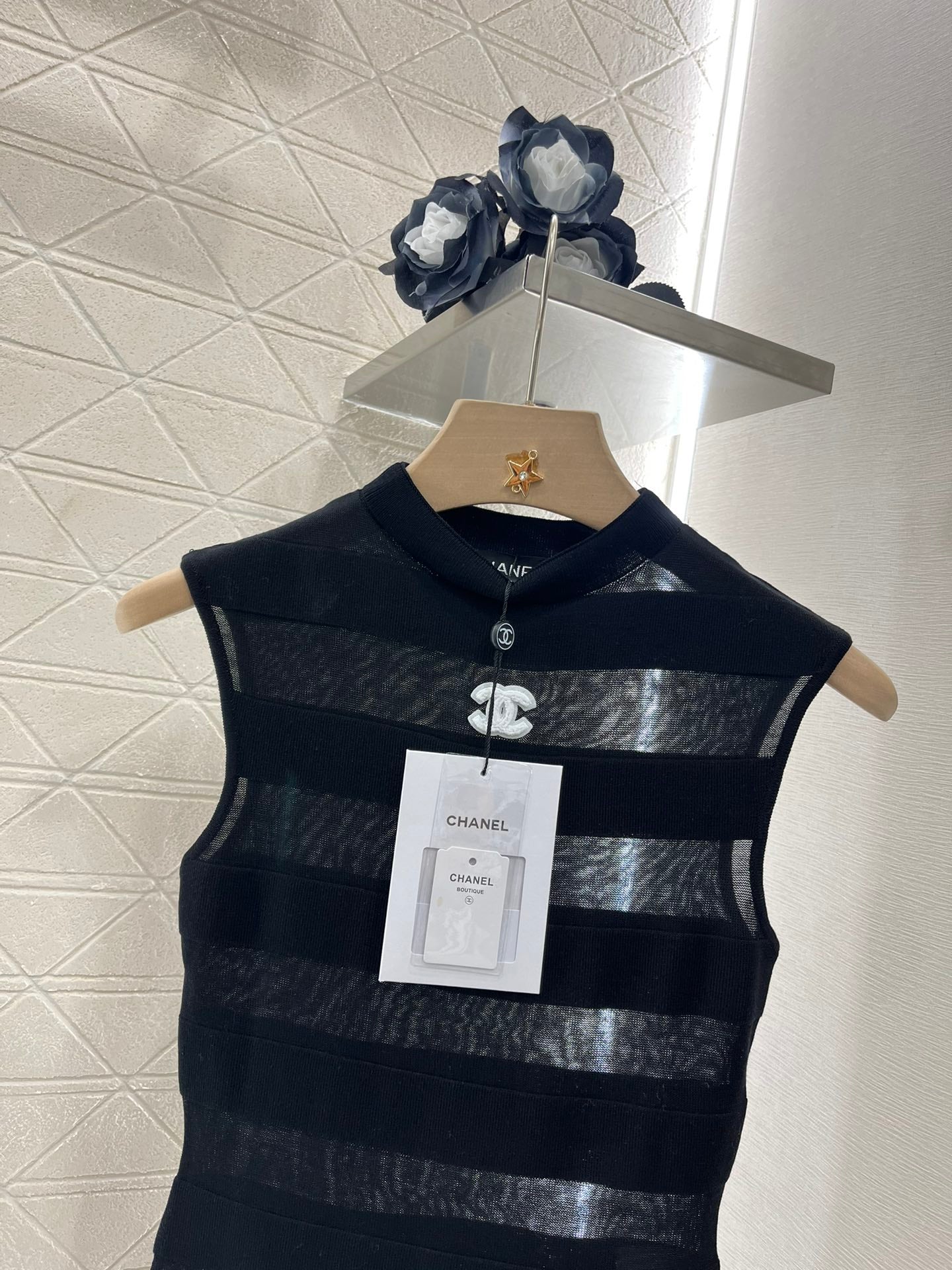 25SS Stand up collar spliced knit top