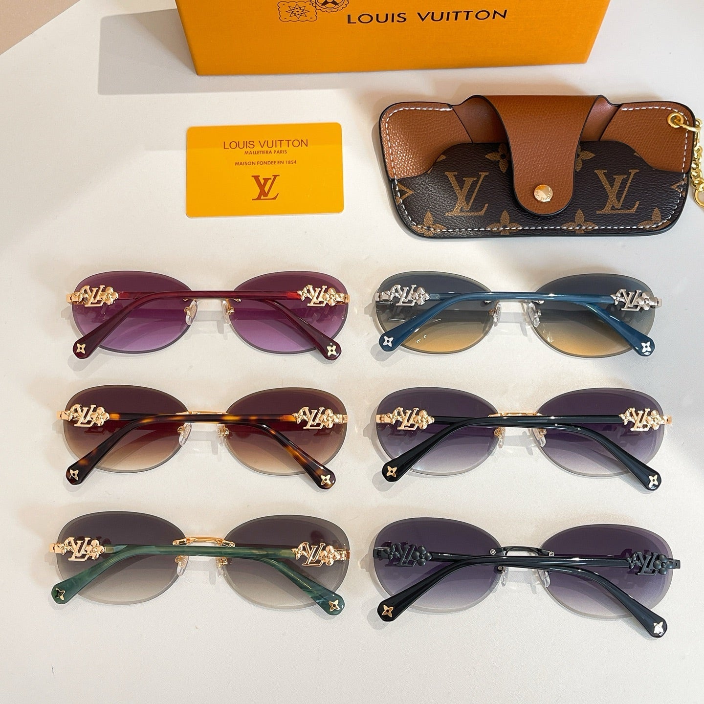 25 new Fashion sunglasses