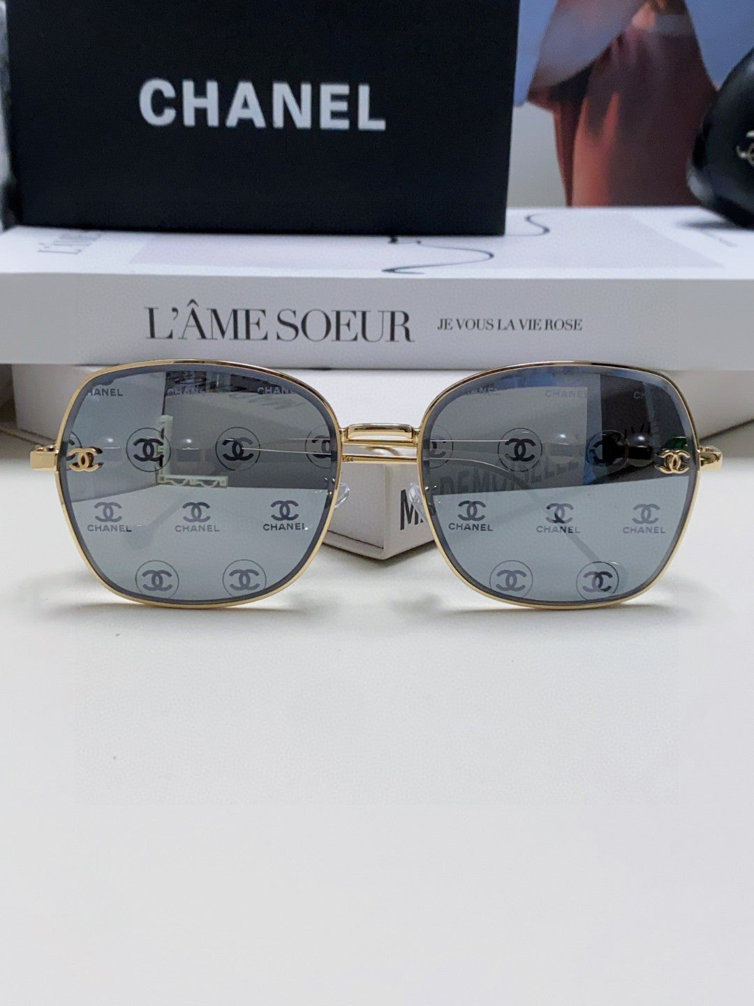C 25 new Fashion sunglasses