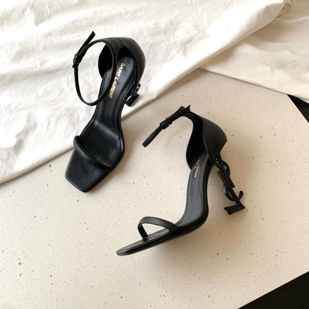 One word logo letter heel high heels