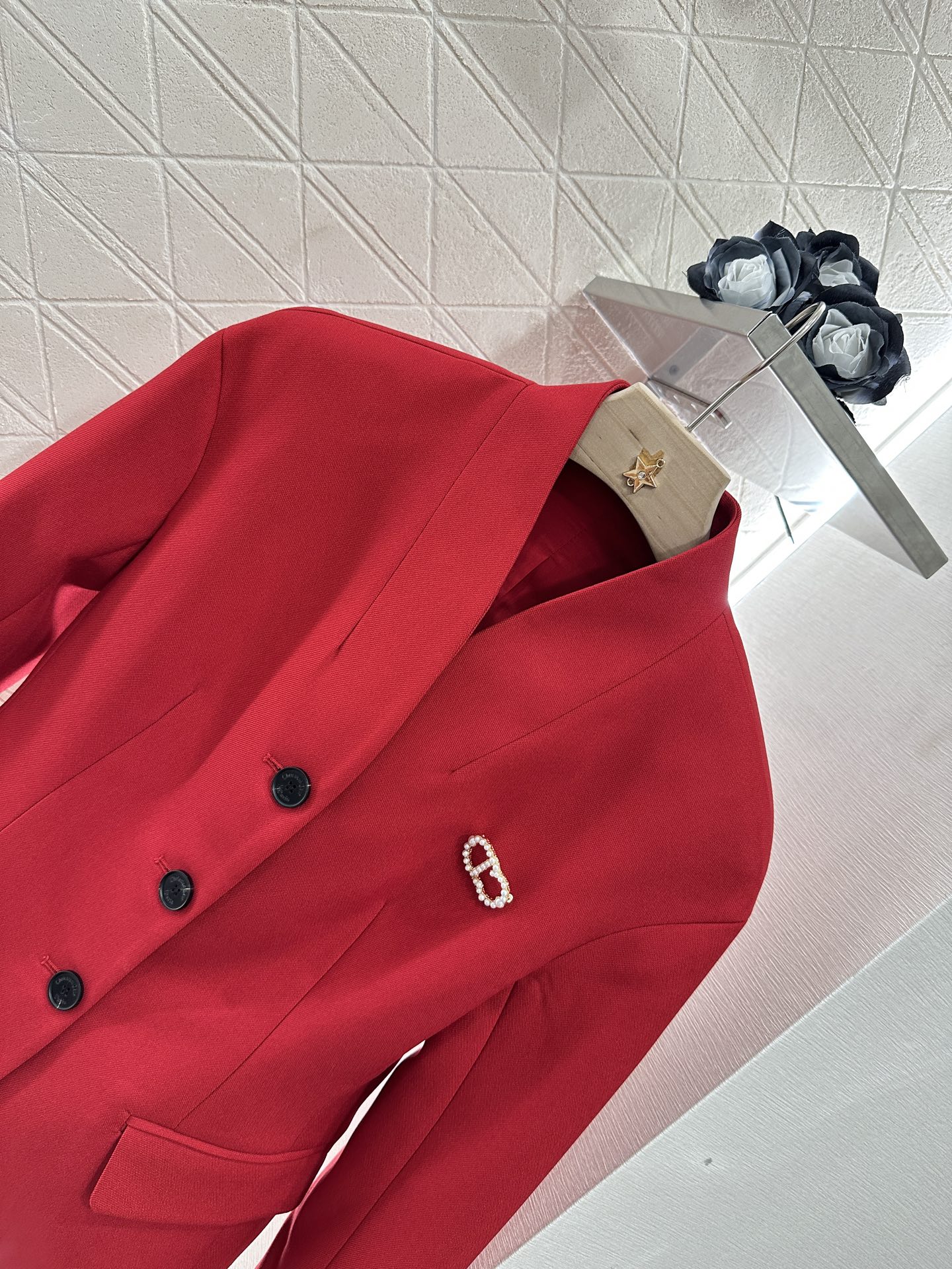 25 Belt Brooch Outer Jacket