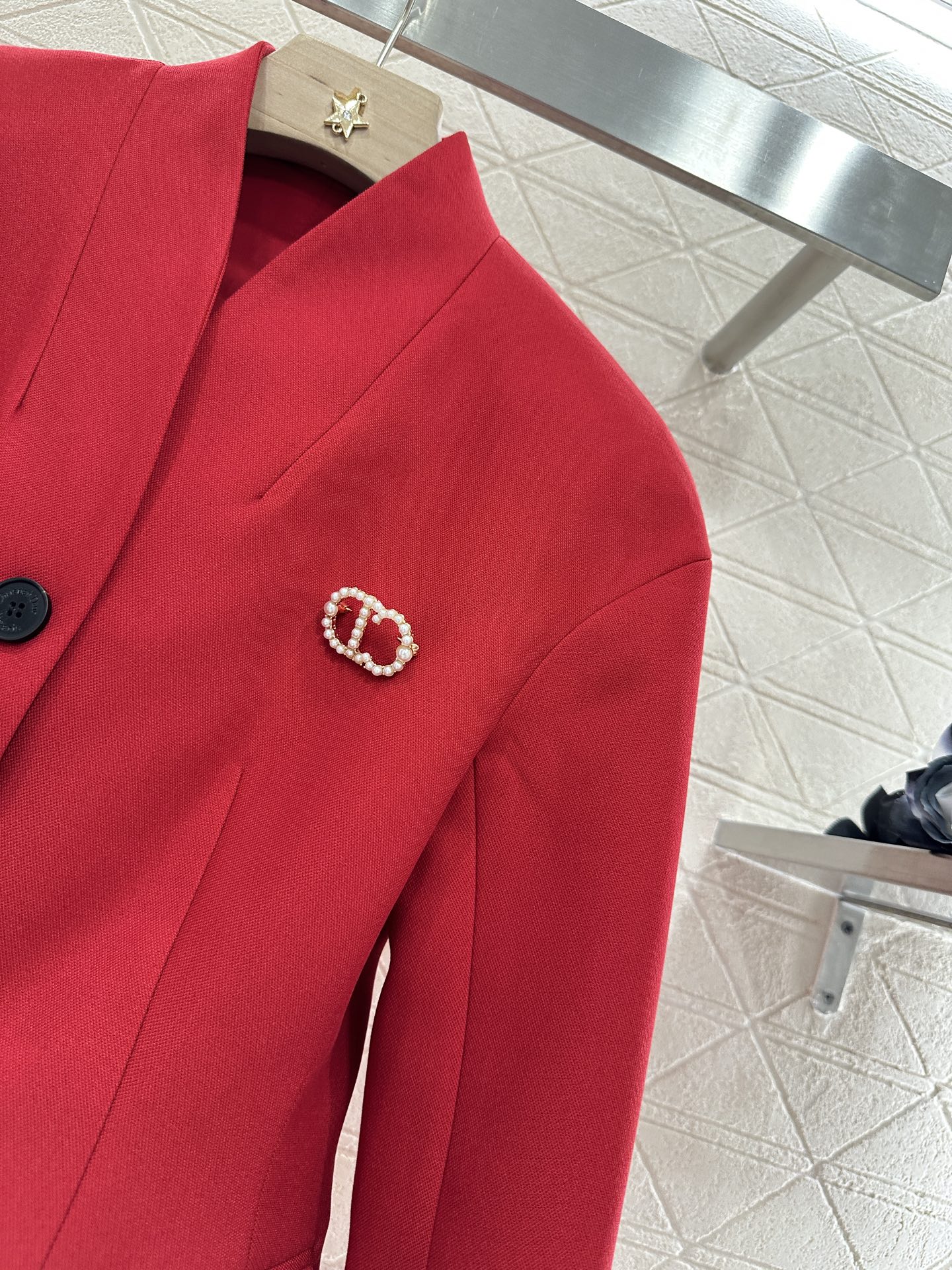 25 Belt Brooch Outer Jacket