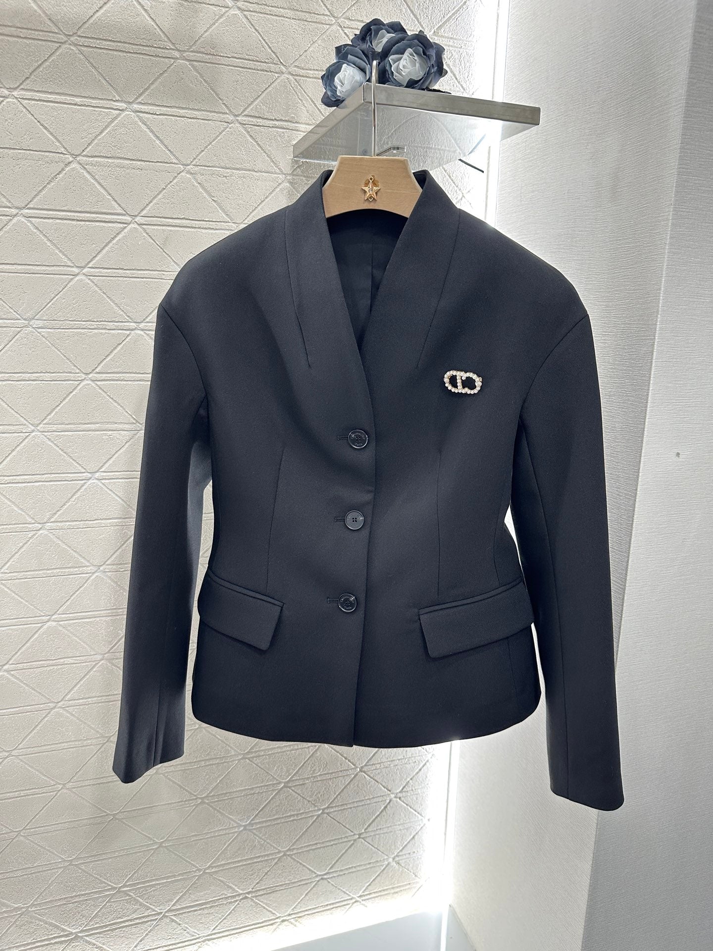 25 Belt Brooch Outer Jacket