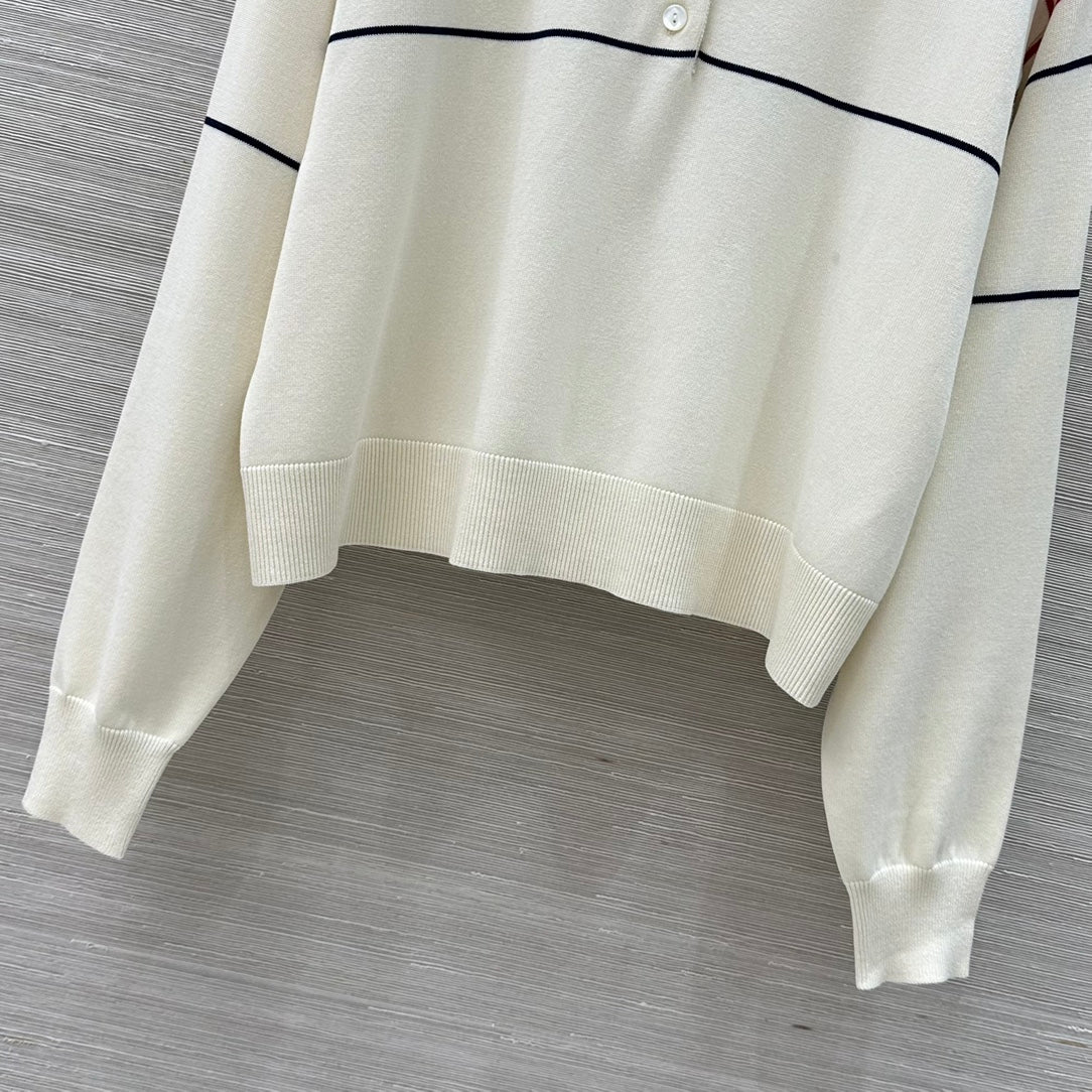 25 Early Spring New Style College Style Knit Top