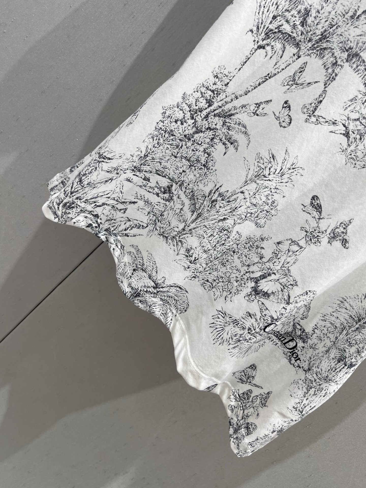 5Ss spring and summer new reactive print butterfly forest series round neck short sleeve T-shirt