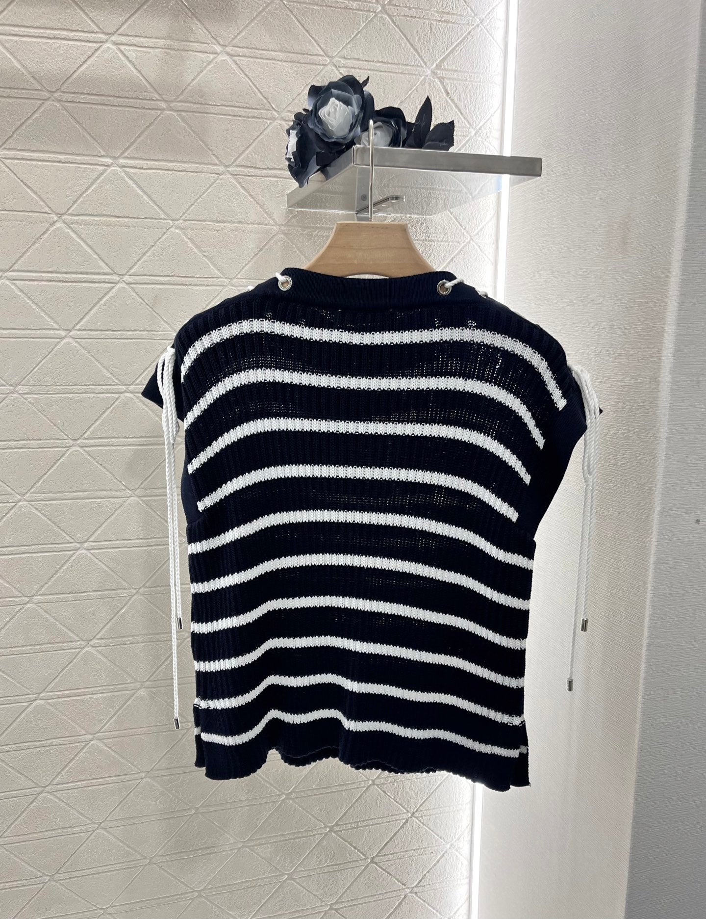 2025 New Arrival Knot Striped Knitted Short Sleeve