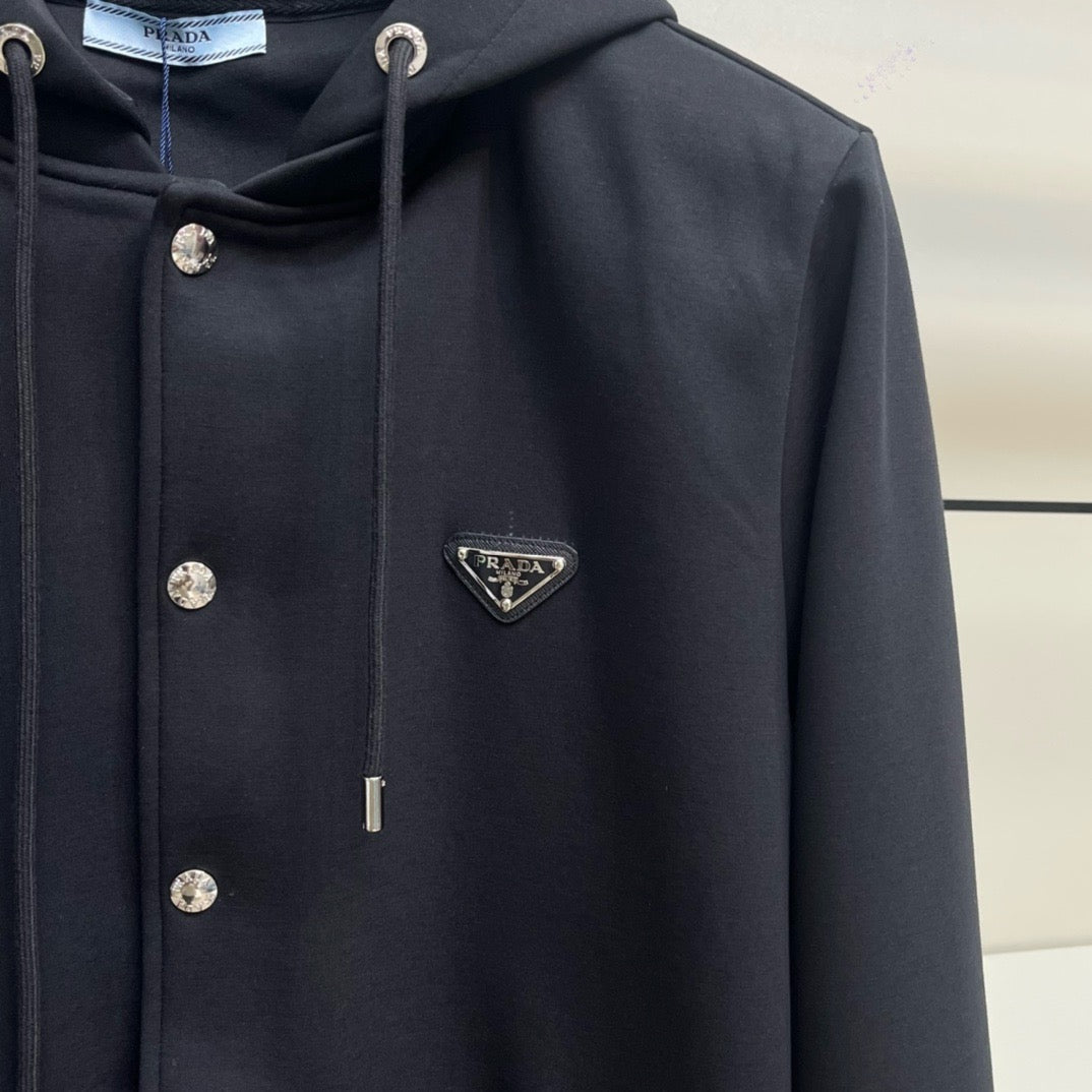 TRACKSUIT