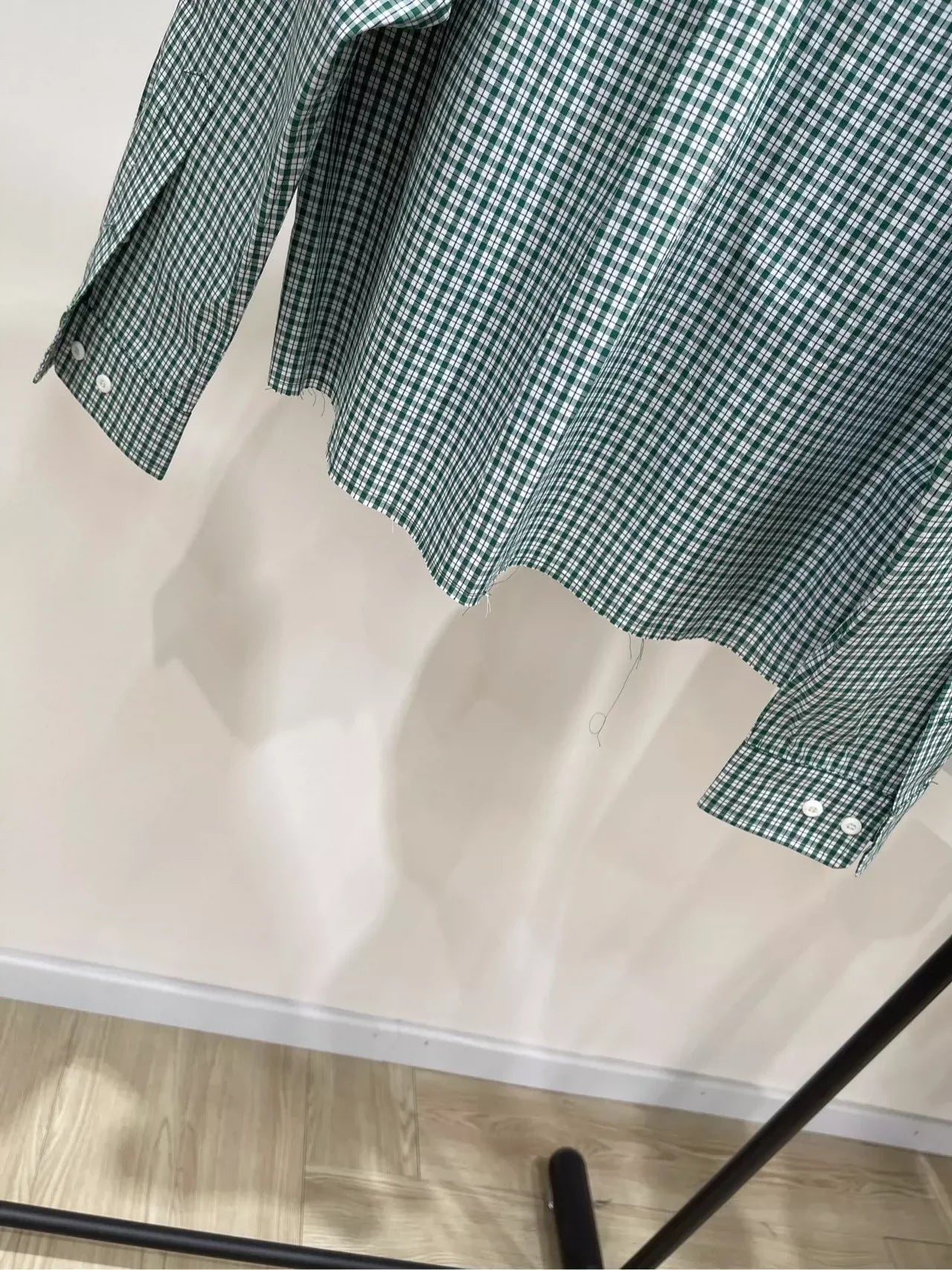 M 25 Green Check Raw Edge Long Sleeve Shirt(Does not include shorts)
