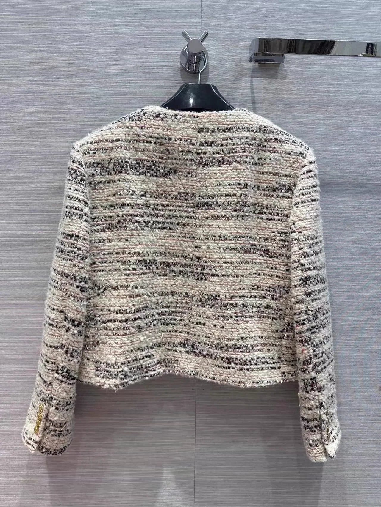 25 Early Spring New Arrival Colorful Stripe Hunting Jacket