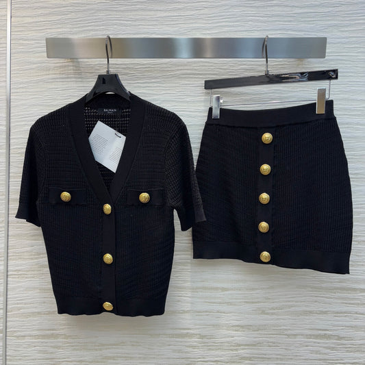 25ss Slimming V-neck Knitted Set V-neck Short sleeved Cardigan+Arm hugging Half Skirt