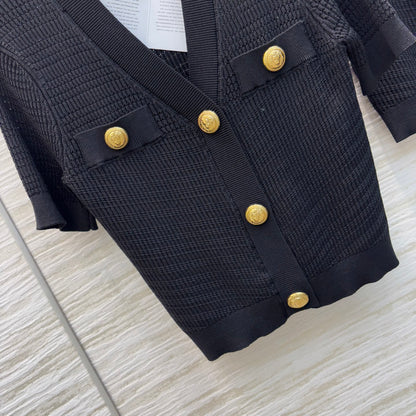 25ss Slimming V-neck Knitted Set V-neck Short sleeved Cardigan+Arm hugging Half Skirt