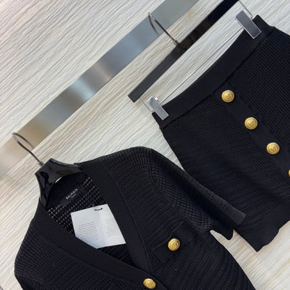 25ss Slimming V-neck Knitted Set V-neck Short sleeved Cardigan+Arm hugging Half Skirt