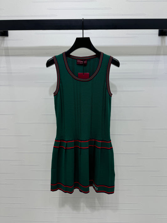 G 25 Colorblocked pleated sleeveless knit dress!