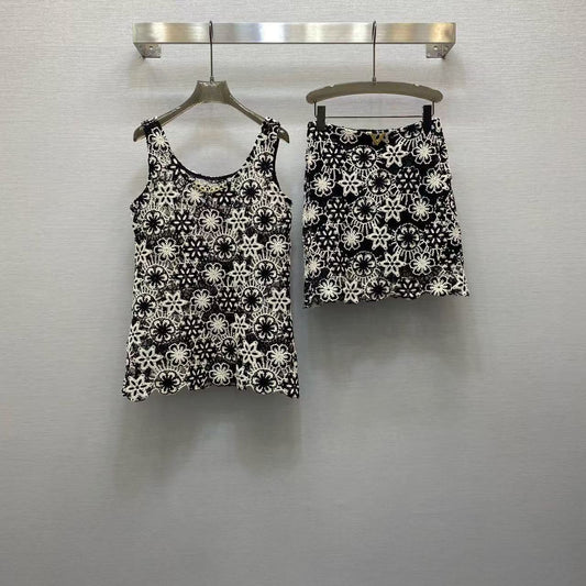 v 25  Embroidered Metal Button Embellished Design Vest Top Top Half Skirt Set