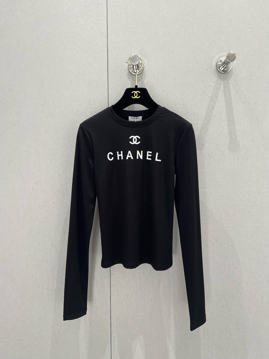 Letter embroidered slim fit bottoming long sleeves