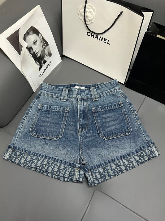 Gradient print rolled hem denim shorts