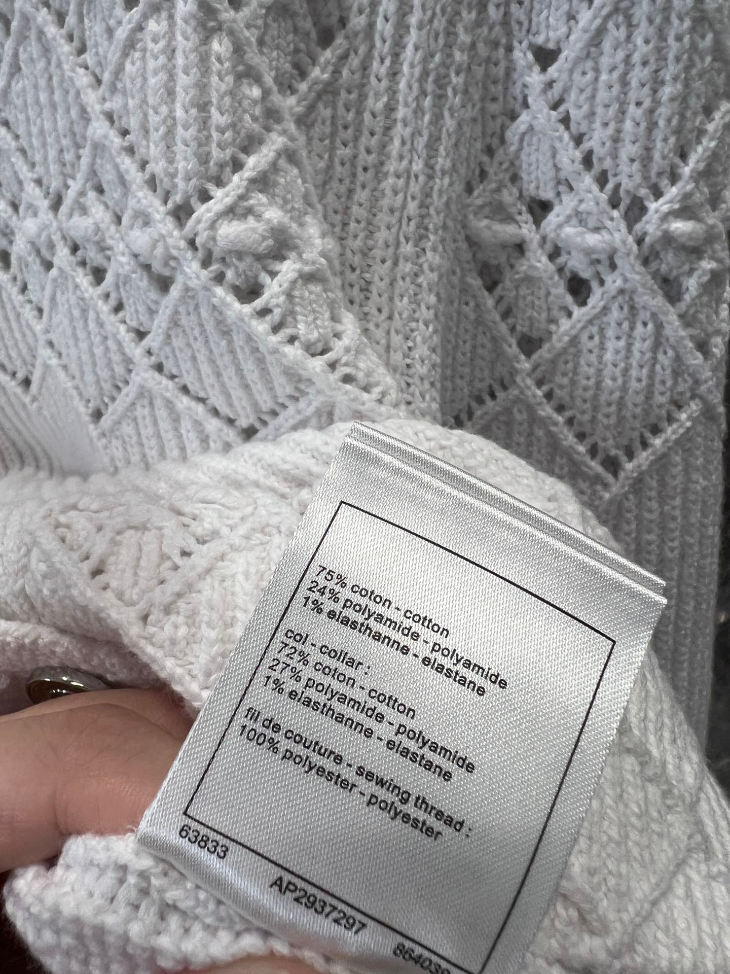 C 25 Early spring new diamond hollow crochet cardigan