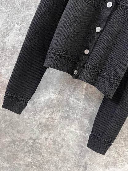 C 25 Early spring new diamond hollow crochet cardigan