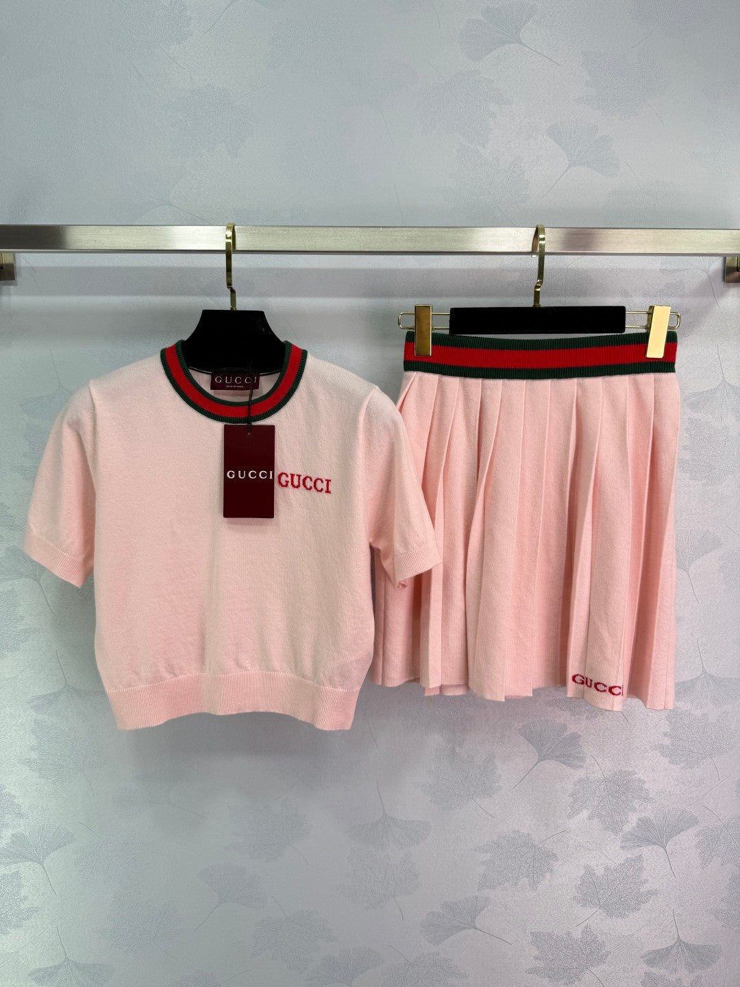 G 25 College Style Knit Short Sleeve ➕ Pleated Skirt Set