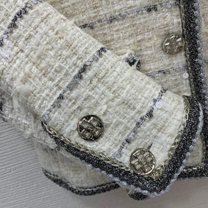 25ss Fried Dough Twists binding contrast stripe woven round neck long sleeve tweed coat