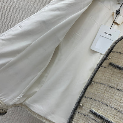 25ss Fried Dough Twists binding contrast stripe woven round neck long sleeve tweed coat