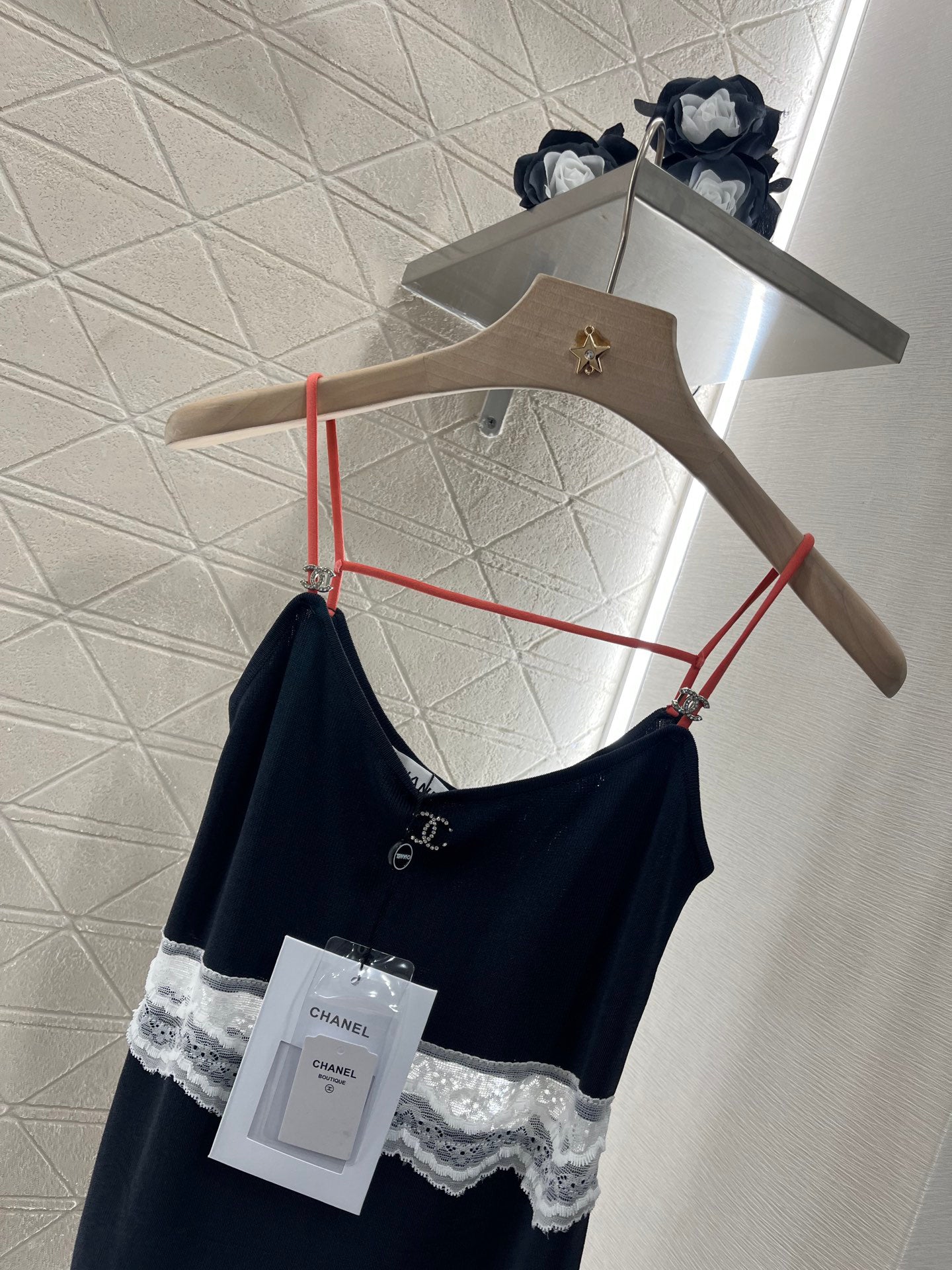 25SS Lace edge knitted suspender
