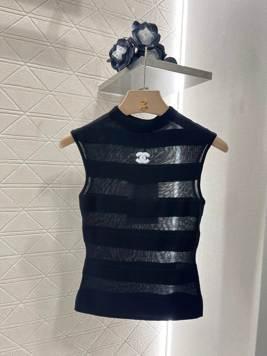 25SS Stand up collar spliced knit top
