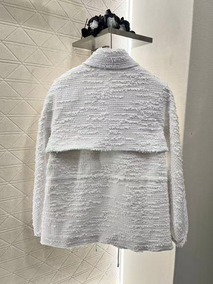 25  Knitted dress collar jacket