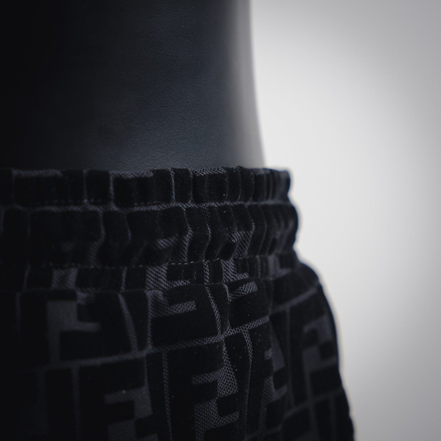 25ss Plush twill letter shorts